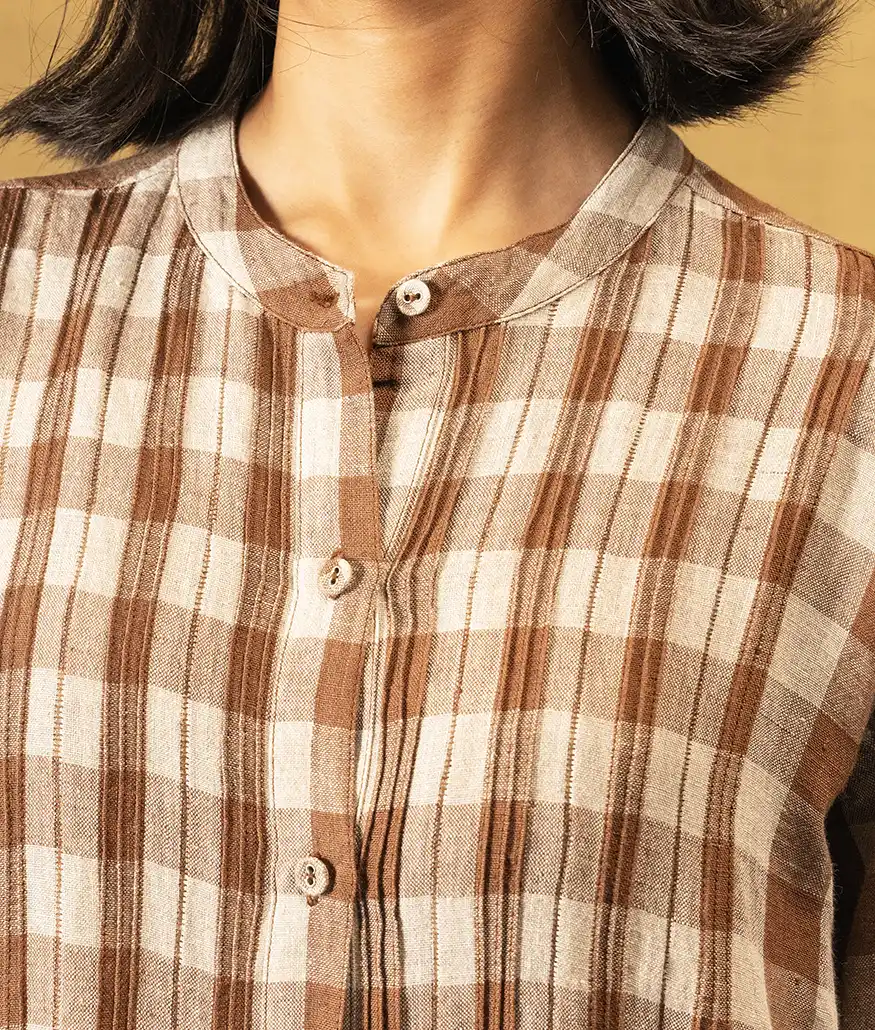 Handwoven Check Linen Dress – French Beige - Image 3