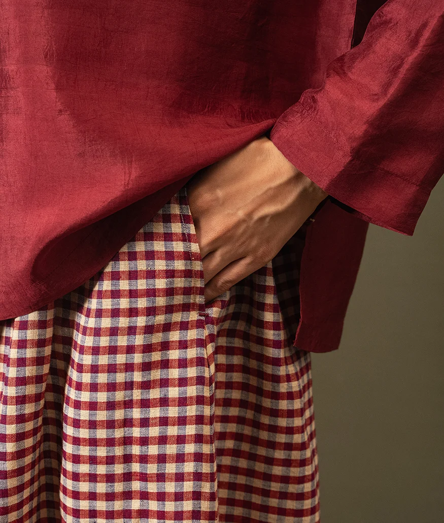 Handwoven Check Linen Skirt – Barn Red - Image 5