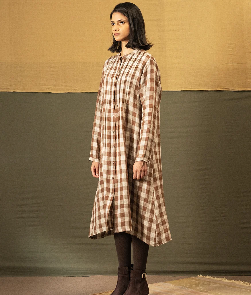 Handwoven Check Linen Dress – French Beige - Image 2